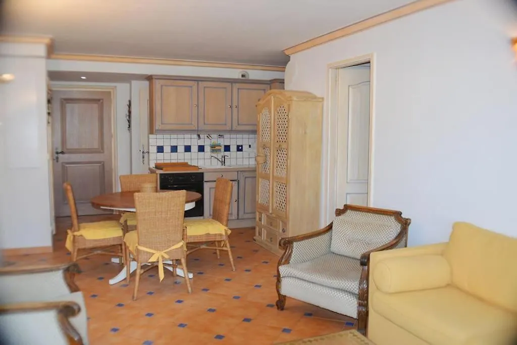 Bel Appartement Pour 6 Personnes Dans Residence Avec Piscine 500 M Plage 滨海卡瓦莱尔 公寓